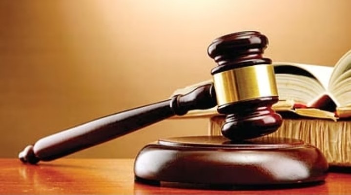 नैनीताल जिला पंचायत अध्यक्ष चुनाव मामले में हाई कोर्ट सख्त पूछा कि डीएम पंचतंत्र की स्टोरी भेज रही थीं क्या ?