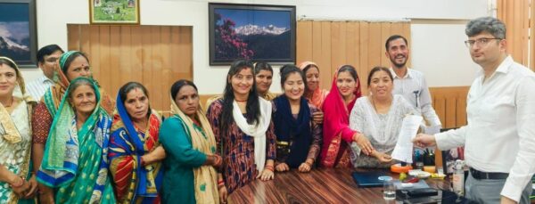 बारिश से ग्वीलों में खेतों तथा मकानों को पहुंचा नुकसान