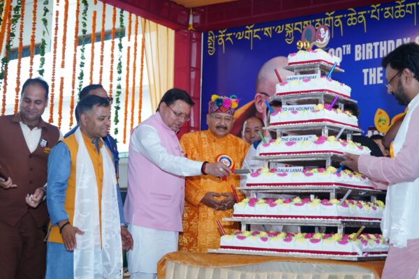 परम पूज्य दलाई लामा जी ने पूरी दुनिया को शांति, अहिंसा और करुणा का मार्ग दिखाया – मुख्यमंत्री पुष्कर सिंह धामी