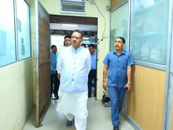 सैनिक कल्याण मंत्री गणेश जोशी ने उपनल के मुख्य कार्यालय का किया औचक निरीक्षण, दिए निर्देश