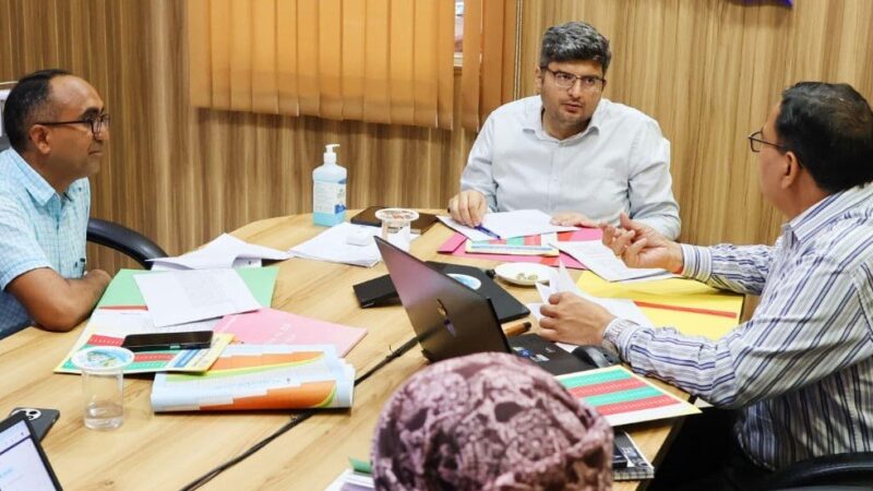 कुपोषित बच्चों की स्थिति में लाएं सुधार – डीएम संदीप तिवारी