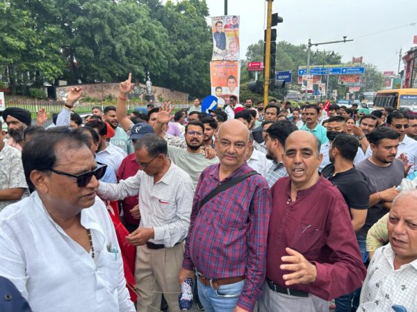 देहरादून : ट्रेड यूनियनों की आम हड़ताल, सरकार की आर्थिक और मजदूर विरोधी नीतियों के खिलाफ जोरदार प्रदर्शन