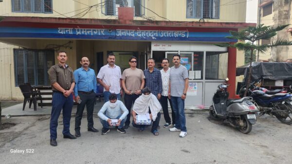 डीजीपी दीपम सेठ के विशेष अभियान का असर, उत्तराखण्ड एसटीएफ ने अवैध हथियारों के साथ चीनू पंडित गैंग के 02 बदमाशों को किया गिरफ्तार, हरिद्वार में बड़ी वारदात की साजिश नाकाम