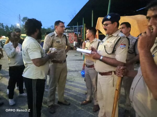 कांवड़ मेला 2025 : मंगलौर पुलिस सख्त, 27 डीजे संचालकों को थमाए नोटिस, दिए कड़े निर्देश