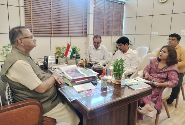 ग्राम्य विकास मंत्री गणेश जोशी ने की विभागीय समीक्षा, हाउस ऑफ हिमालयास उत्पादों के ब्रांडिंग पर दिया जोर