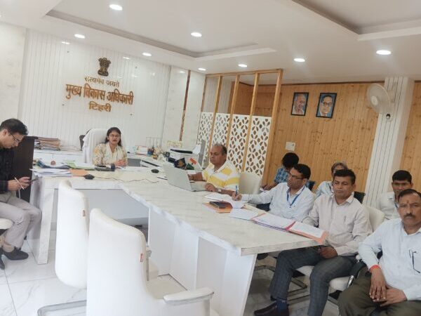 टिहरी : सीडीओ वरूणा अग्रवाल ने पंचायत चुनाव 2025 की तैयारियों को लेकर ली वर्चुअल बैठक, दिए आवश्यक निर्देश