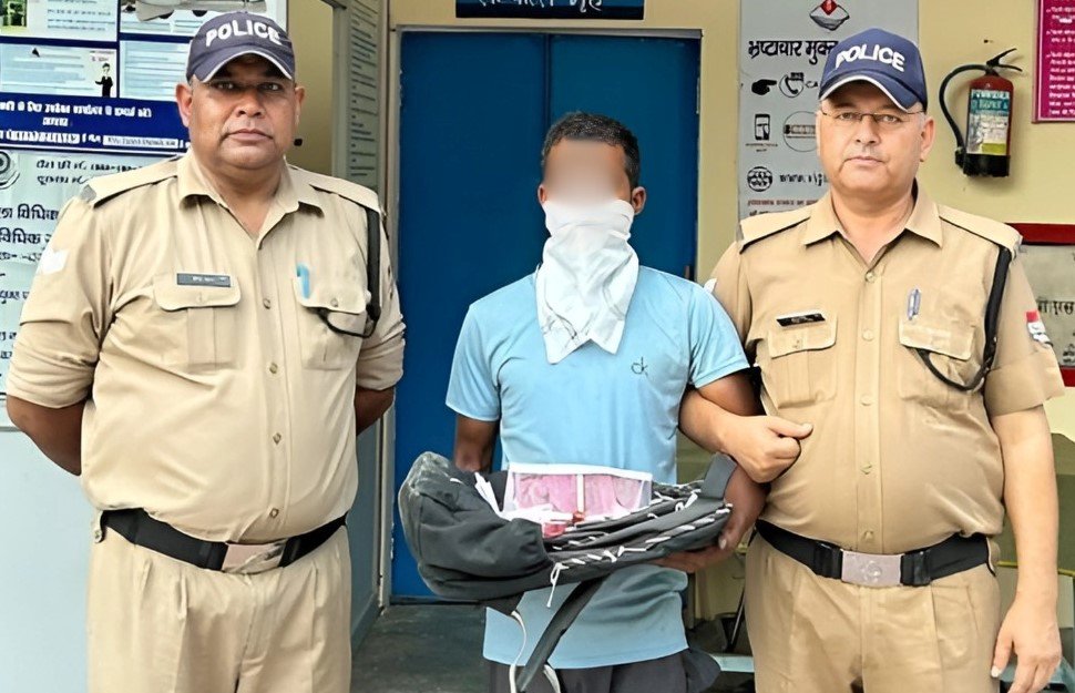 डेढ किलो से अधिक अवैध चरस के साथ एक गिरफ्तार