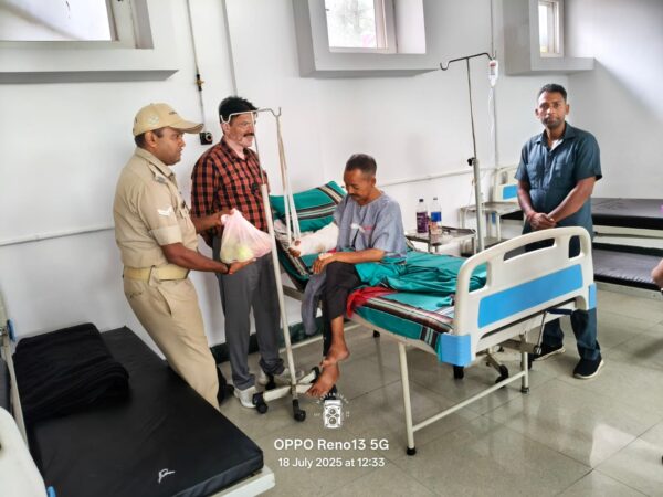 जिला प्रशासन के सहयोग से ‘राजू’ को मिली नई ज़िंदगी, बर्न स्पेशलिस्ट हेल्पिंग हैंड अस्पताल में हुआ सफल ऑपरेशन, डीएम सविन बंसल की की तत्परता से समय पर मिला उपचार