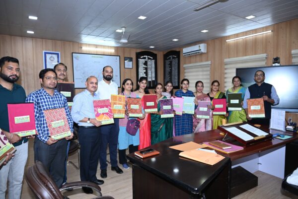 कारगर साबित हुआ डीएम का श्री गंगोत्री व श्री यमुनोत्री धाम में चढ़ाए गए कपड़ों की रीसाइक्लिंग किए जाने का सुझाव