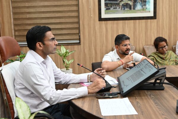 मानसून के दौरान भी हर घर तक निर्बाध जारी रहे पानी की सप्लाई, प्रशासन का लक्ष्य, हर घर तक शुद्ध पेयजल की सुचारू आपूर्ति – डीएम सविन बंसल