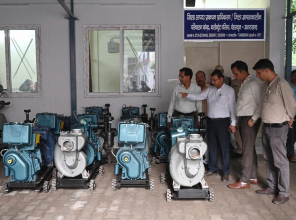 बड़ी राहत : ऋषिकेश, डोईवाला, दून शहर में नही होगी अब जलभराव की समस्या, जल निकासी के लिए जिला प्रशासन ने लिए 17 डी-वाटरिंग पंप विभागों को कराए उपलब्ध