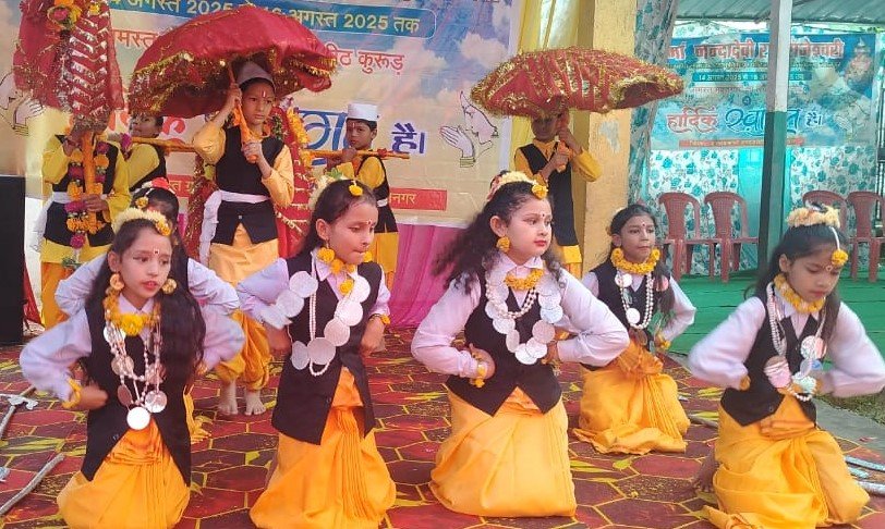 रंगारंग सांस्कृतिक कार्यक्रम के साथ लोकजात मेले का आगाज