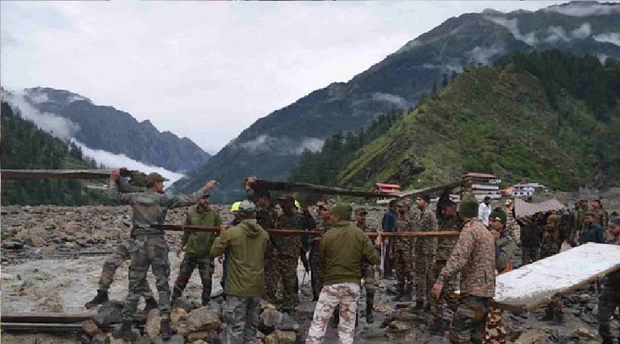 उत्तराखंड : केंद्र और राज्य सरकार ने राहत- बचाव अभियान में झौंकी ताकत