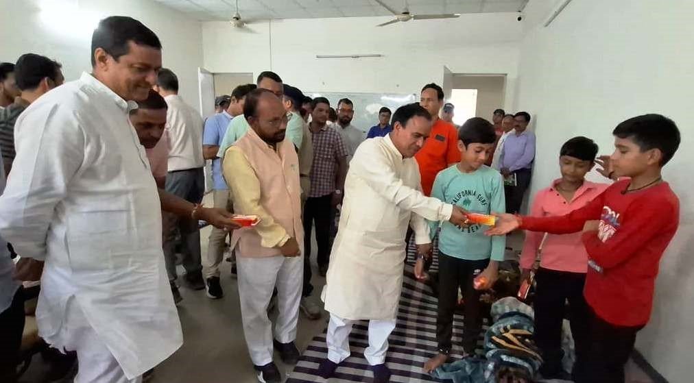 सांसद बलूनी व प्रभारी मंत्री डॉ. धन सिंह रावत ने आपदा प्रभावितों को दिया हर संभव मदद का भरोसा