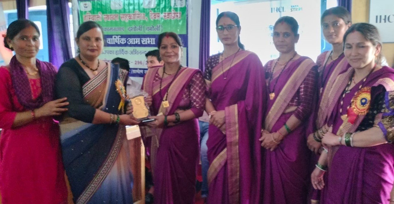 हरियाली स्वायत सहकारिता की अंजलि अध्यक्ष व सीमा बनी सचिव
