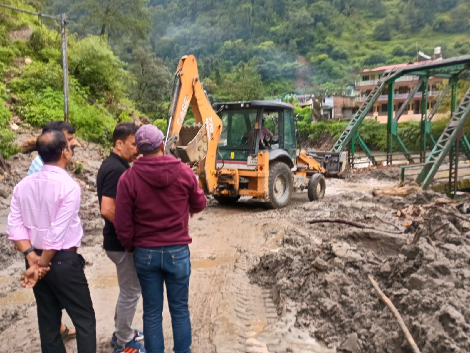 उत्तराखंड: स्यानाचट्टी में यमुना नदी पर झील का जलस्तर घटा, मिली बड़ी राहत