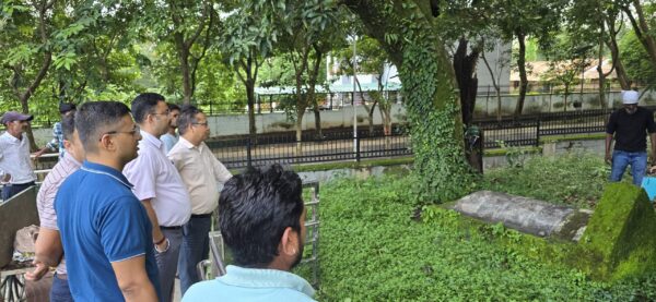 शहर के बीचो-बीच एनआईवीएच जैसे बड़े संस्थान में दृष्टिबाधितों का वर्षों से रास्ता रोके खड़ा था अवैध अतिक्रमण; जिला प्रशासन ने किया ध्वस्त