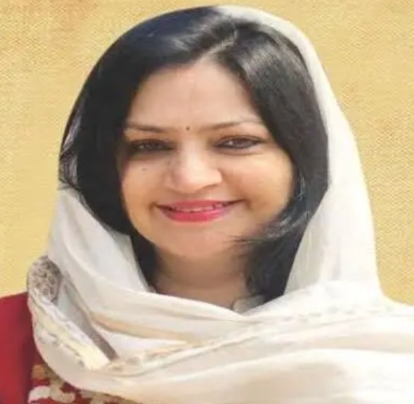 पूर्व विधायक की पत्नी देवयानी सिंह से निवेश के नाम पर ठगी, मुकदमा दर्ज