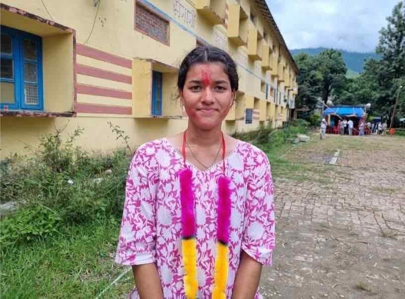21 साल की प्रियंका नेगी संभाली सीएम धामी के आदर्श गांव सारकोट की कमान, सबसे कम उम्र की बनीं ग्राम प्रधान