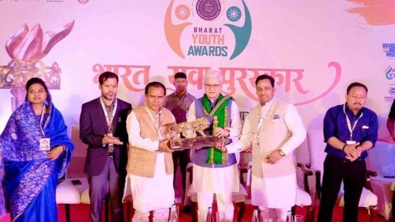 कैबिनेट मंत्री धन सिंह रावत ‘भारत युवा पुरस्कार’ से हुए सम्मानित