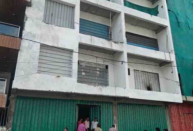 सीएम धामी के निर्देश पर एमडीडीए ने ऋषिकेश में अवैध निर्माणों पर की ताबड़तोड़ कार्रवाई, 11 बहुमंजिले अवैध निर्माण किए गये सील