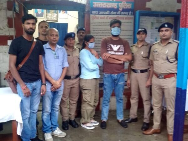 एसपी तृप्ति भट्ट का नशा तस्करों पर कड़ा प्रहार जारी, जीआरपी व एनसीबी के जॉइंट ऑपरेशन में वंदेभारत ट्रेन से 100 ग्राम स्मैक के साथ दबोचे गए “बंटी-बबली”