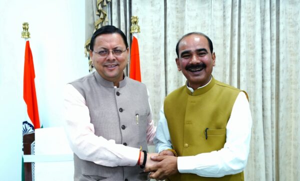 मुख्यमंत्री पुष्कर सिंह धामी से केंद्रीय राज्यमंत्री अजय टम्टा ने की शिष्टाचार भेंट