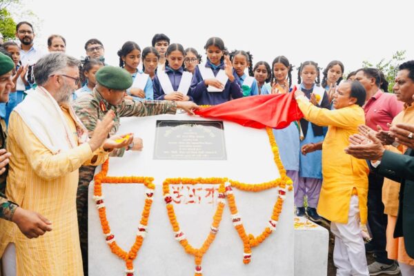 घीड़ी गांव में कैबिनेट मंत्री डॉ. धन सिंह रावत ने किया मेजर डोभाल स्मृति पार्क का शिलान्यास, कहा – नई पीढ़ी को देश सेवा व बलिदान की भावना से जोड़ेगा स्मृति पार्क