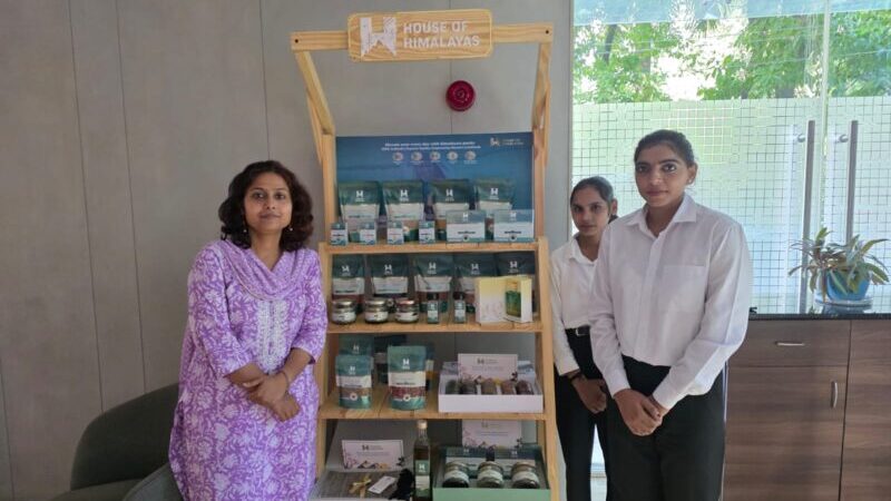 इस रक्षाबंधन पर दें “The House of Himalayas” के जैविक और हस्तशिल्प उत्पादों का उपहार, रिश्तों में घोलें प्रकृति की मिठास