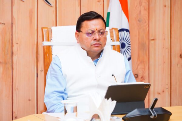 मुख्यमंत्री पुष्कर सिंह धामी ने आपदा की दृष्टि से संवेदनशील क्षेत्रों में निर्माण रोकने के दिए निर्देश