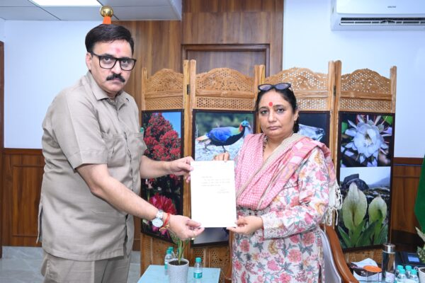 धराली आपदा : पीड़ितों की मदद को आगे आईं विधानसभा अध्यक्ष ऋतु खण्डूडी भूषण, मुख्यमंत्री राहत कोष में दिया एक माह का वेतन