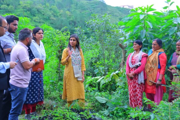 डीएम स्वाति एस भदौरिया का अयाल-रछुली गांव दौरा, ग्रामीणों से संवाद कर सुनी समस्याएँ, विकास कार्यों का लिया जायजा
