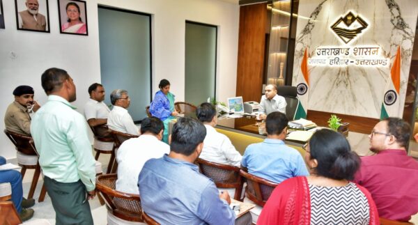 डीएम मयूर दीक्षित की अध्यक्षता में अनुसूचित जाति अनुसूचित जनजाति अत्याचार निवारण जिला स्तरीय सतर्कता एवं अनुश्रवण समिति की बैठक आयोजित