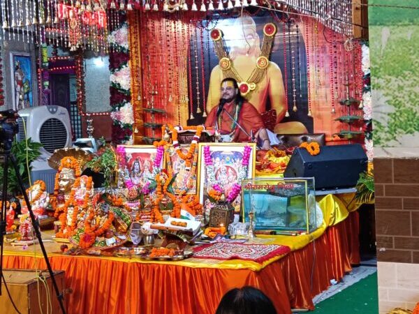 सिद्ध पीठ प्राचीन श्री शिव मंन्दिर धर्मपुर चौक के वार्षिक उत्सव के उपलक्ष्य में श्रीमद्भागवत कथा का दूसरा दिन, पूज्य मारुतिनंदनाचार्य जी ने सुनाए परिक्षित-सुखदेव सहित कई पौराणिक प्रसंग