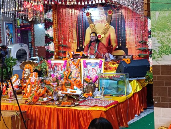 सिद्ध पीठ प्राचीन श्री शिव मंन्दिर धर्मपुर चौक के वार्षिक उत्सव के उपलक्ष्य में श्रीमद्भागवत कथा का दूसरा दिन, पूज्य मारुतिनंदनाचार्य जी ने सुनाए परिक्षित-सुखदेव सहित कई पौराणिक प्रसंग