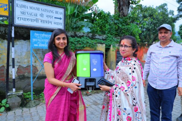 गंगा स्वच्छता को लेकर डीएम स्वाति एस भदौरिया सख़्त, कूड़ा फेंकने पर होगी कड़ी कार्रवाई, “वेस्ट टू वंडर पार्क” का भी होगा निर्माण