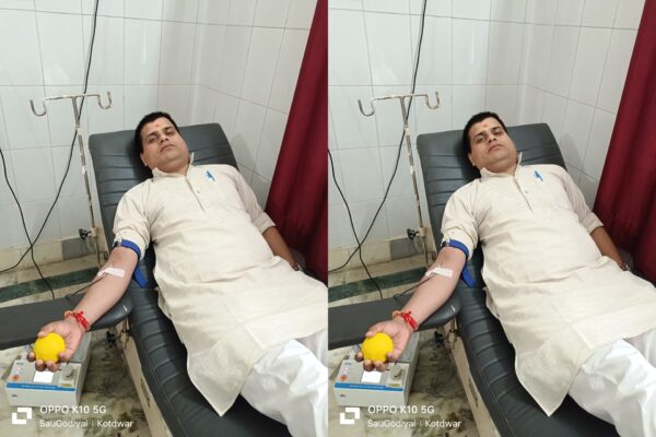 हिंदू जागरण मंच के जिला संयोजक सौरभ गोदियाल ने जन्म दिवस पर किया स्वैच्छिक रक्तदान एवं वृक्षारोपण