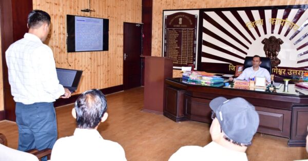 डीएम आशीष भटगांई ने दिए स्वास्थ्य केंद्रों में शीघ्र NQAS प्रमाणन प्राप्त करने के निर्देश