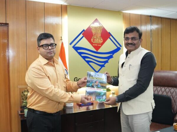 उत्तराखंड में राष्ट्रीय स्तर का फ़िल्म महोत्सव आयोजित करने पर करें कार्य – मुख्य सचिव आनन्द बर्द्धन