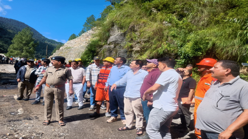 उत्तरकाशी : स्यानाचट्टी झील में डूबे घर और होटल, मौके पर डीएम, खोलने की तैयारी शुरू