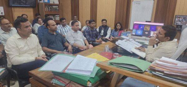 UKPSC एवं UKSSSC द्वारा 31 अगस्त को विभिन्न पदों के लिए आयोजित की जाएगी लिखित परीक्षा, एडीएम केके मिश्रा ने परीक्षा के लिए तैनात मजिस्ट्रेटों के साथ की बैठक, परीक्षा को शांतिपूर्ण संपन्न कराने के दिए निर्देश