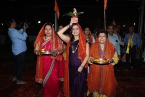 मुंबई में गढ़वाल भ्रातृ मंडल ने प्रस्तुत की ‘एक शाम उत्तराखंड के नाम’, ज्योतिष पीठाधीश्वर शंकराचार्य अविमुक्तेश्वरानंद ने किया शुभारंभ