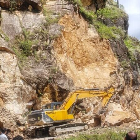 उत्तरकाशी जिले में सड़कों की स्थिति, ये मार्ग खुले, इनके खुलने का इंतजार