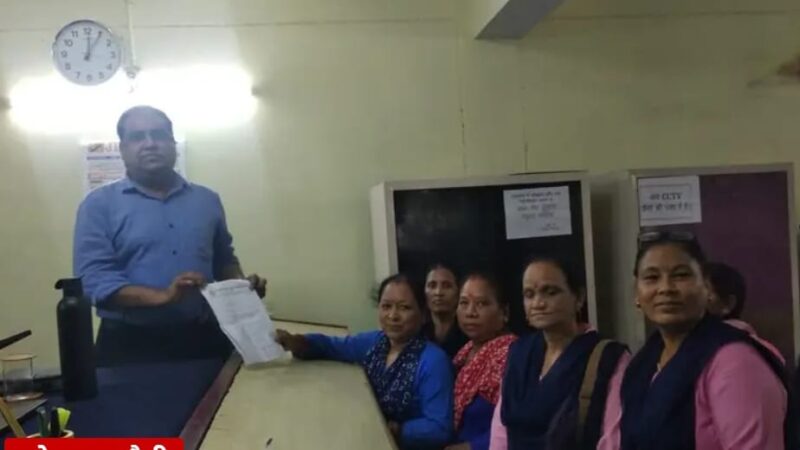 आशा कार्यकत्रियों ने उठाई वेतन बढ़ाने की मांग