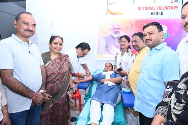 विधानसभा अध्यक्ष ने सेवा पखवाड़ा के रूप में मनाया प्रधानमंत्री नरेंद्र मोदी जी का जन्मदिवस कोटद्वार में वृक्षारोपण, स्वच्छता अभियान और रक्तदान शिविर का हुआ आयोजन