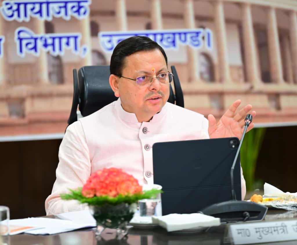 सचिवालय में सीएम धामी की अध्यक्षता में राज्य स्तरीय दिशा समिति की पहली बैठक