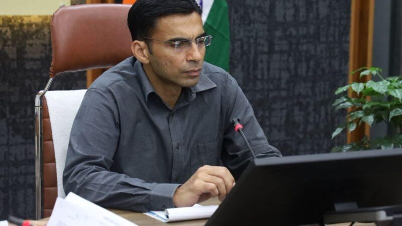 सीएम हेल्पलाईन मायने मेरी, हम सब अफसरों की विभागों की हेल्पलाईन – डीएम