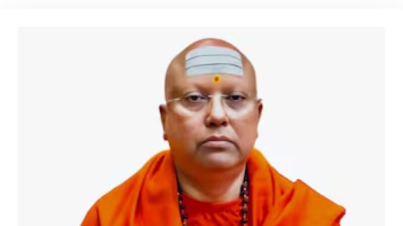 वसंतकुंज आश्रम संचालक स्वामी चैतन्यानंद सरस्वती पर 15 छात्राओं से छेड़छाड़ का गंभीर आरोप, आरोपी फरार