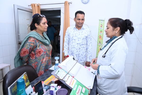 विधानसभा अध्यक्ष ऋतु खण्डूडी भूषण ने राजकीय बेस चिकित्सालय कोटद्वार का किया औचक निरीक्षण, दिए सख्त निर्देश