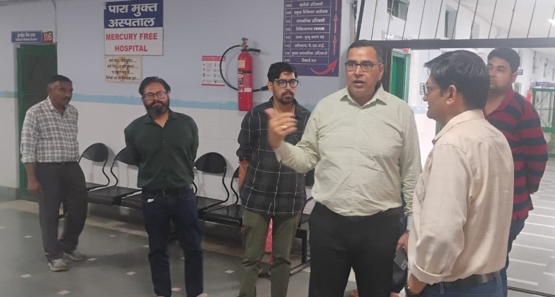 सीडीओ डॉ. अभिषेक त्रिपाठी ने किया जिला अस्पताल का औचक निरीक्षण, दिए निर्देश